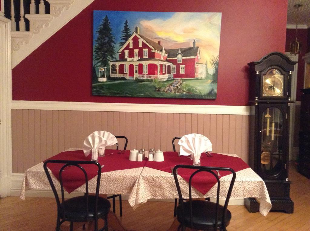 Gil Ann Bed & Breakfast Saint-André-Avellin Exterior foto