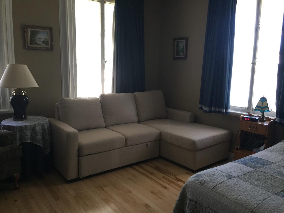 Gil Ann Bed & Breakfast Saint-André-Avellin Exterior foto